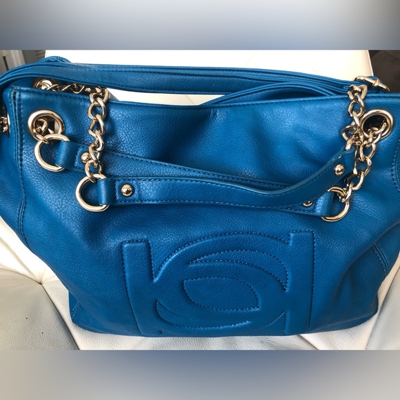 bebe Handbags - Bebe bag